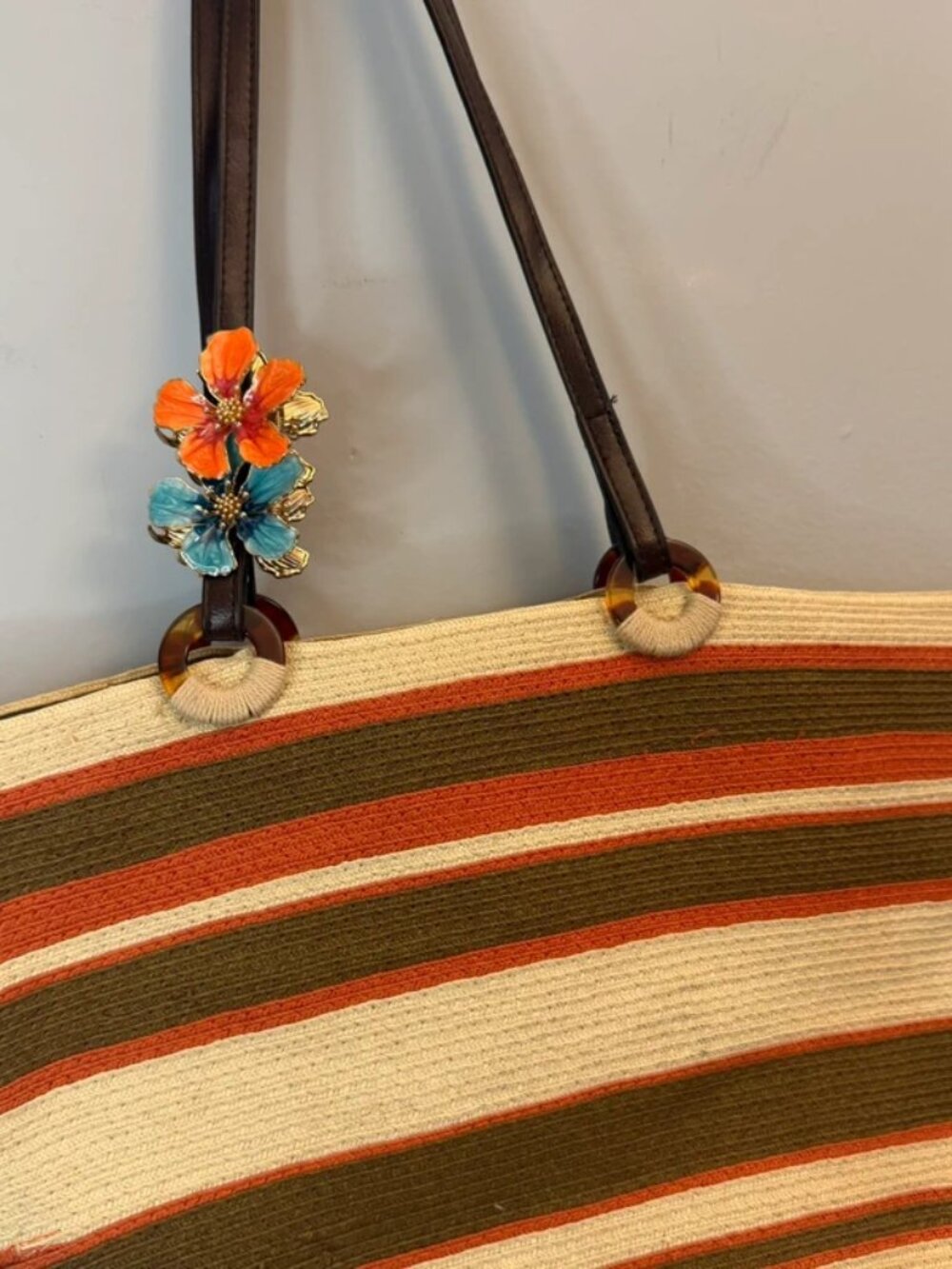 New York & Company Striped Tote Bag - Picture 4 of 5